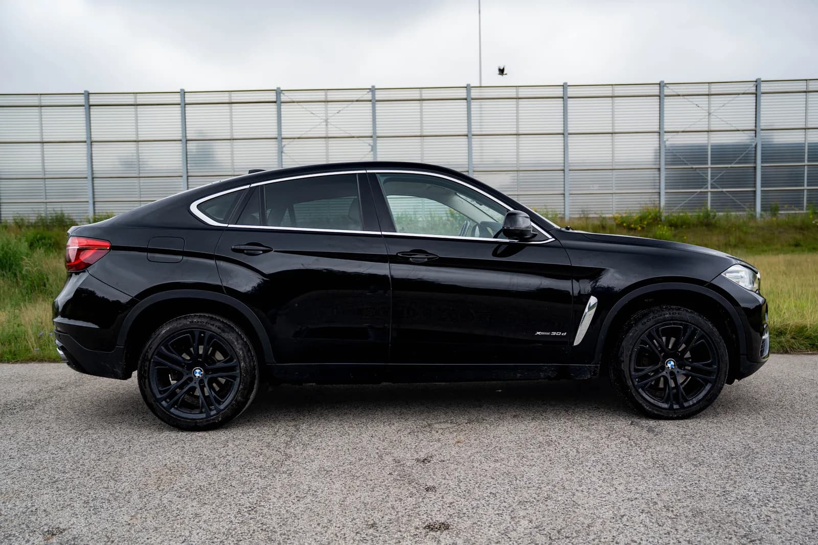 BMW X6 zdjęcie 9