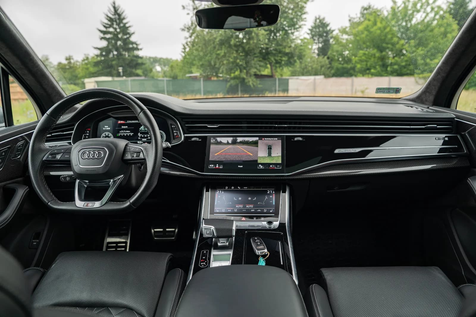 Audi SQ7 zdjęcie 16