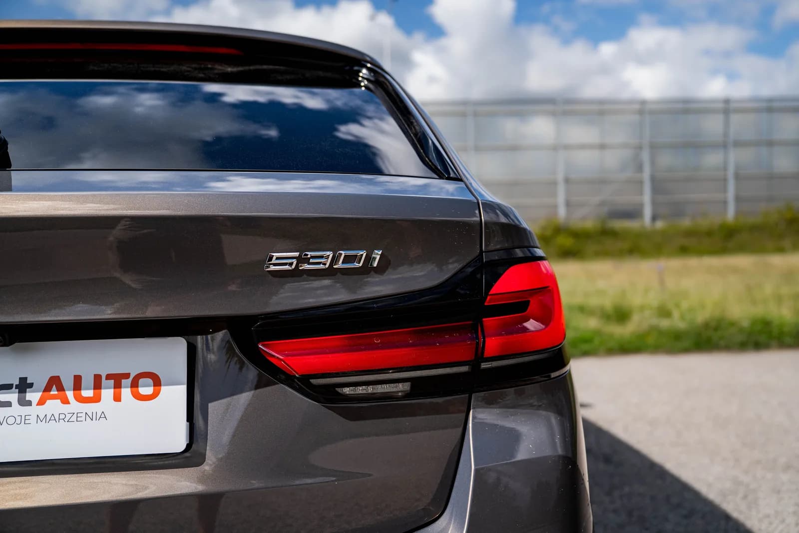BMW Seria 5 zdjęcie 17