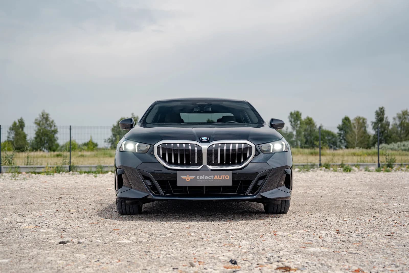BMW Seria 5 zdjęcie 2