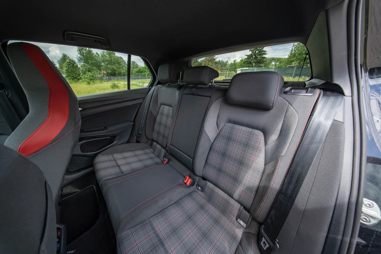 Volkswagen Golf zdjęcie 24