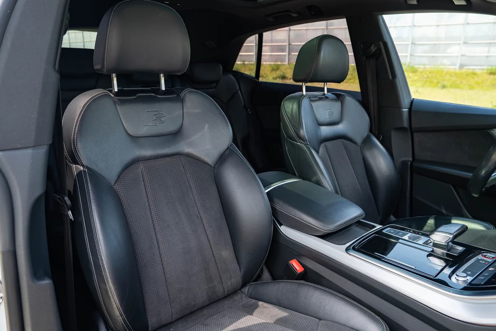 Audi SQ8 zdjęcie 23