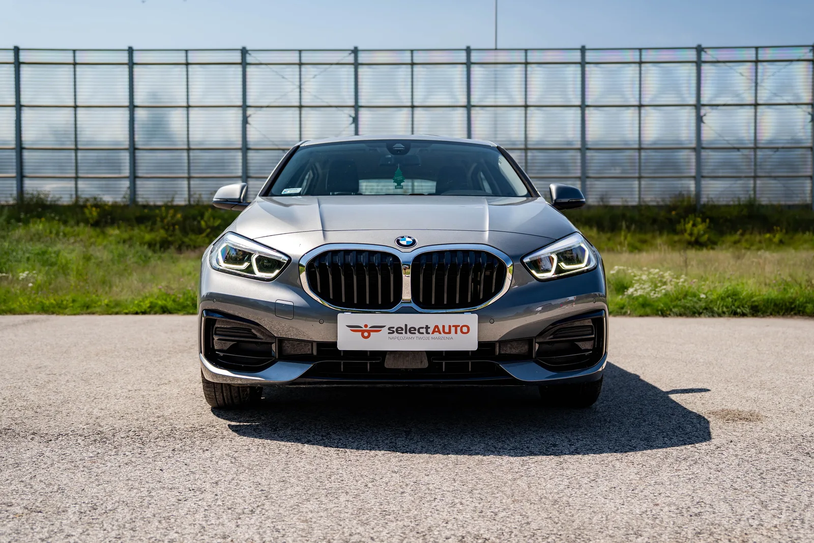 BMW Seria 1 (2022) — zdjęcie 2
