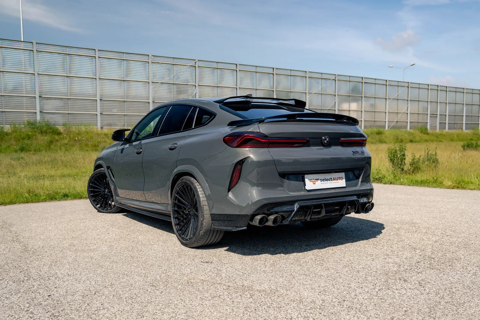 BMW X6 (2022) — zdjęcie 4