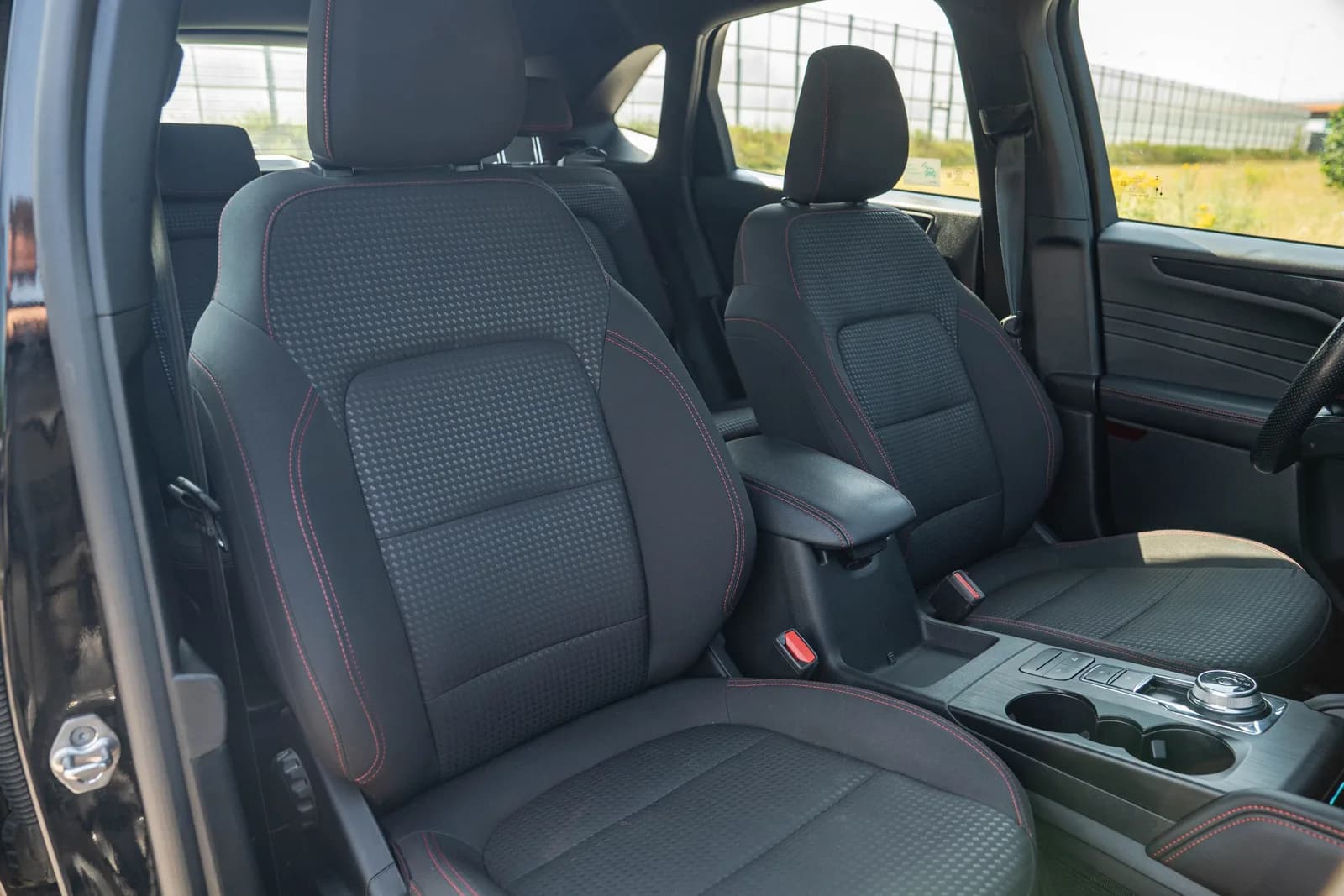 Ford Kuga zdjęcie 26