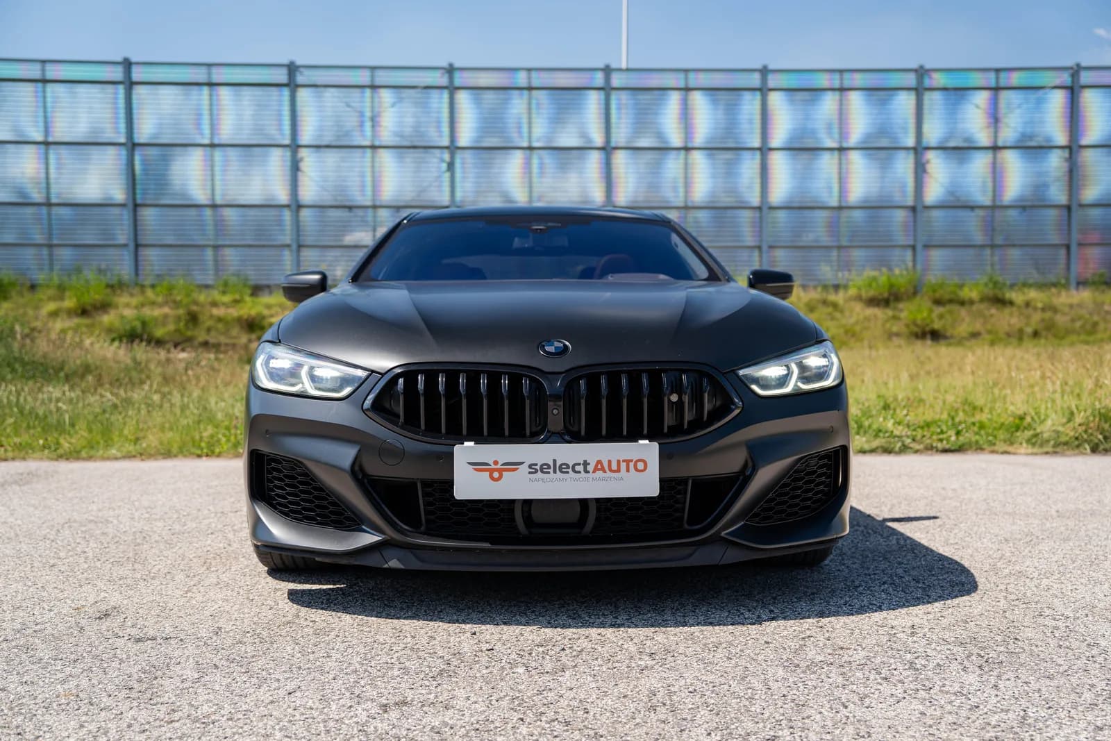 BMW Seria 8 zdjęcie 2