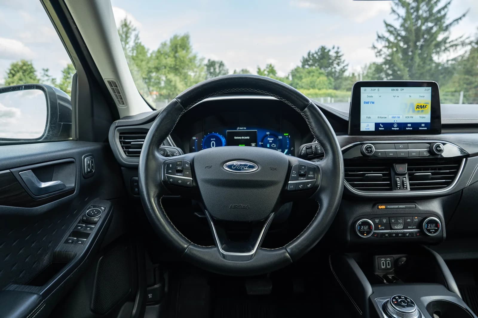 Ford Kuga zdjęcie 14