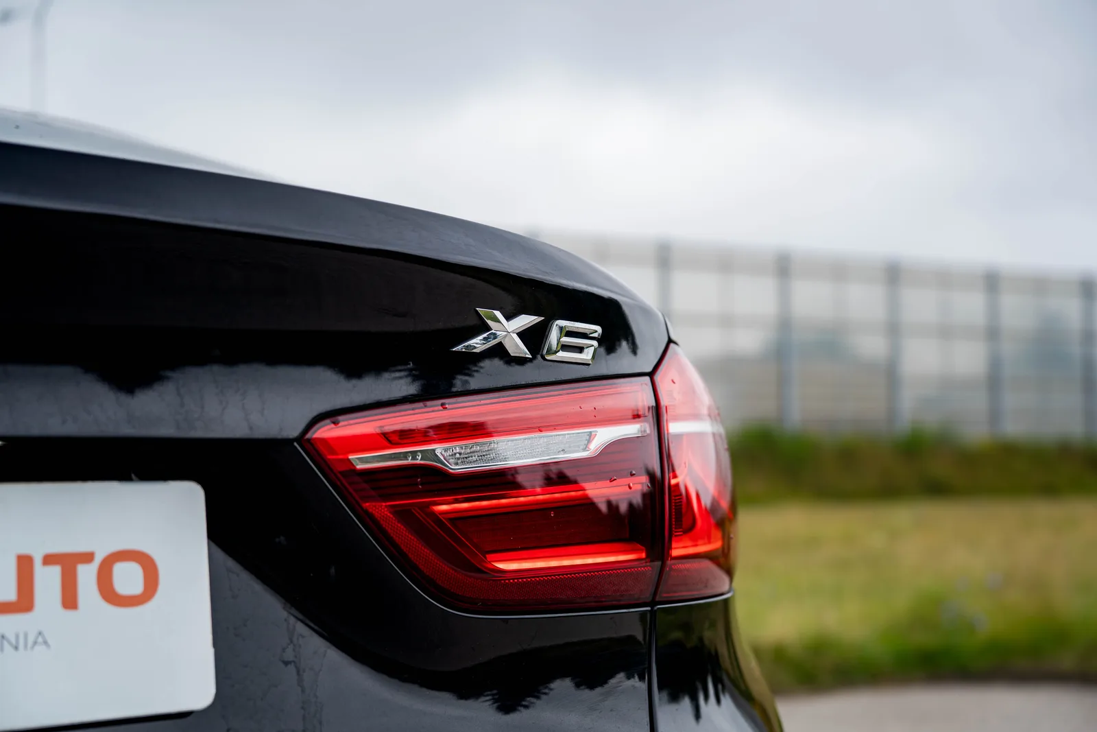 BMW X6 zdjęcie 14
