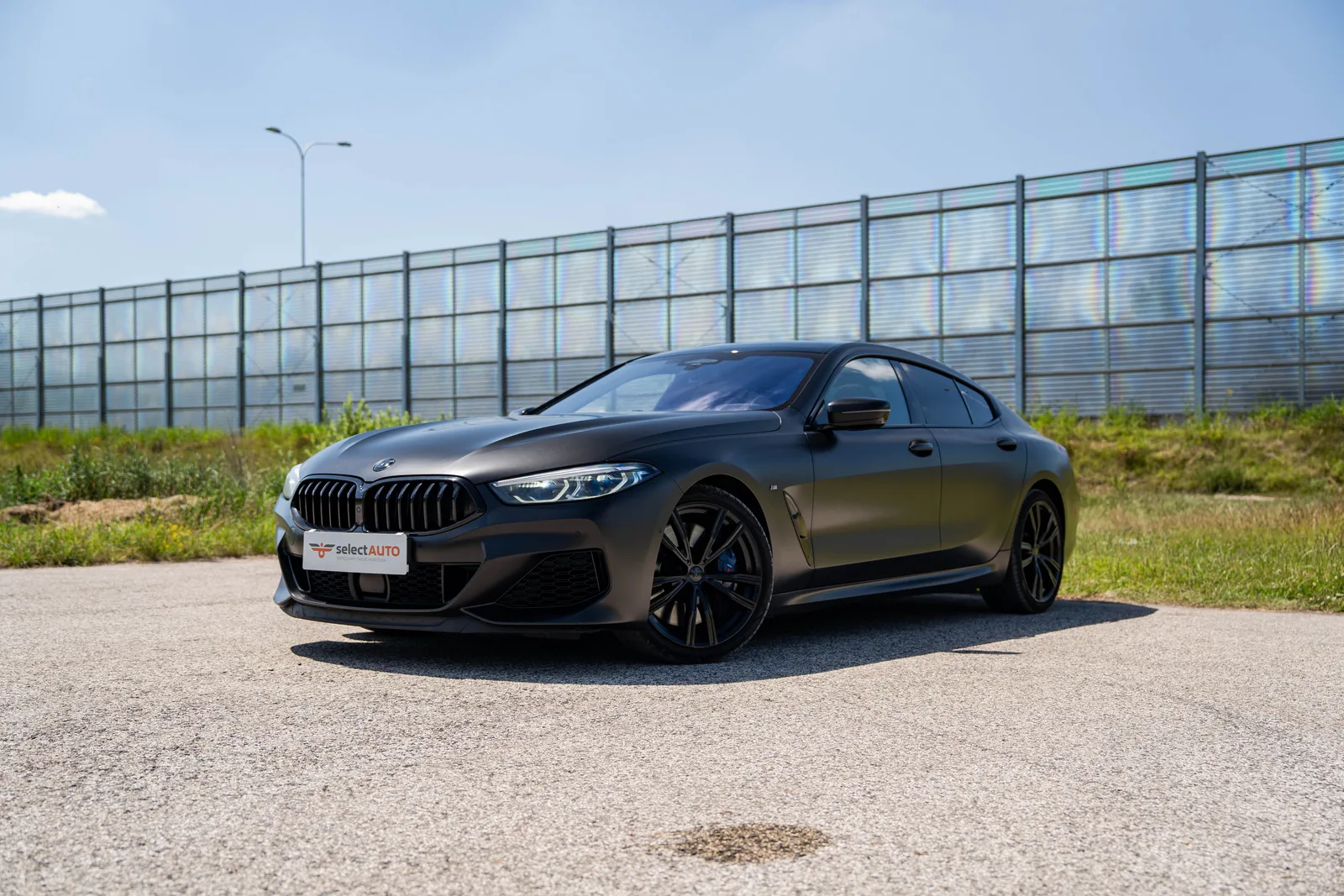 BMW Seria 8 zdjęcie 1