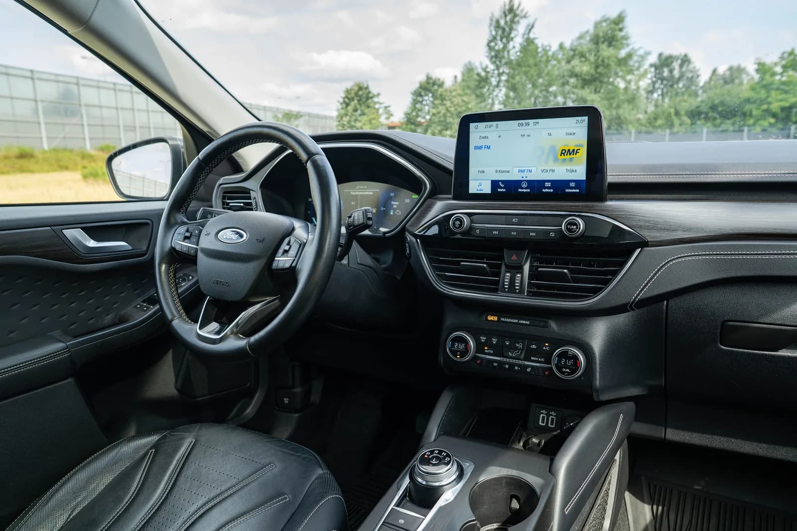 Ford Kuga zdjęcie 17