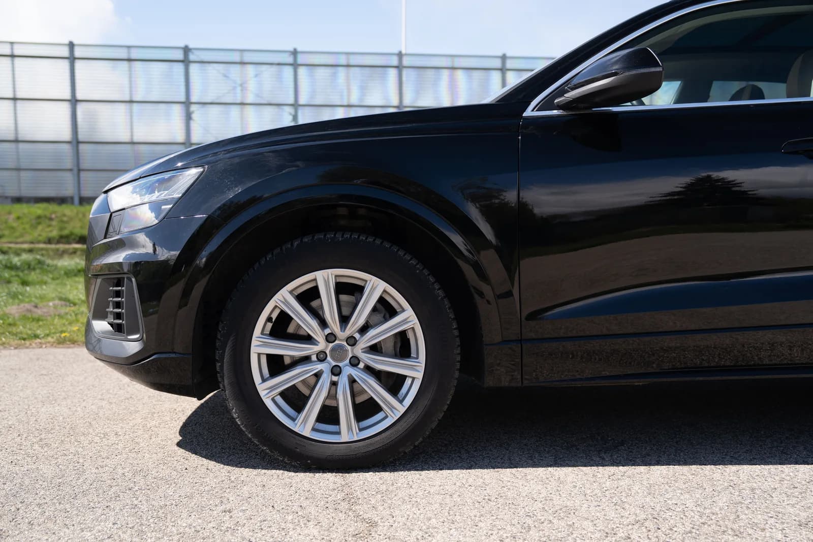 Audi Q8 zdjęcie 11