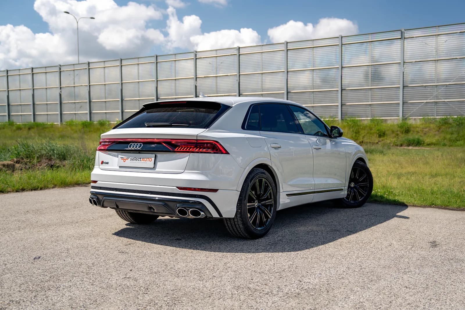 Audi SQ8 zdjęcie 6