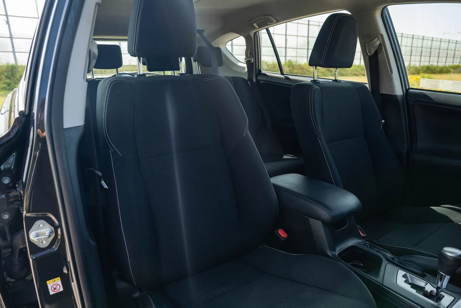 Toyota RAV4 zdjęcie 24