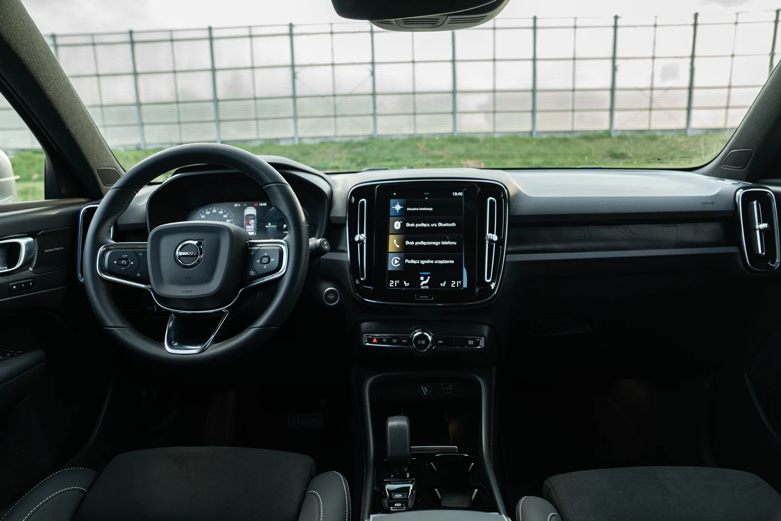 Volvo XC 40 zdjęcie 19