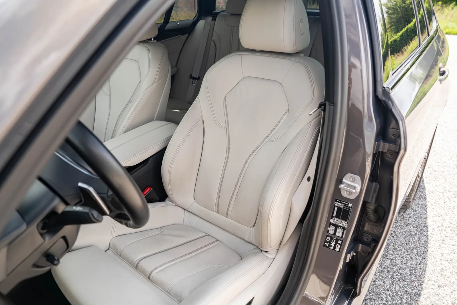 BMW Seria 5 zdjęcie 27