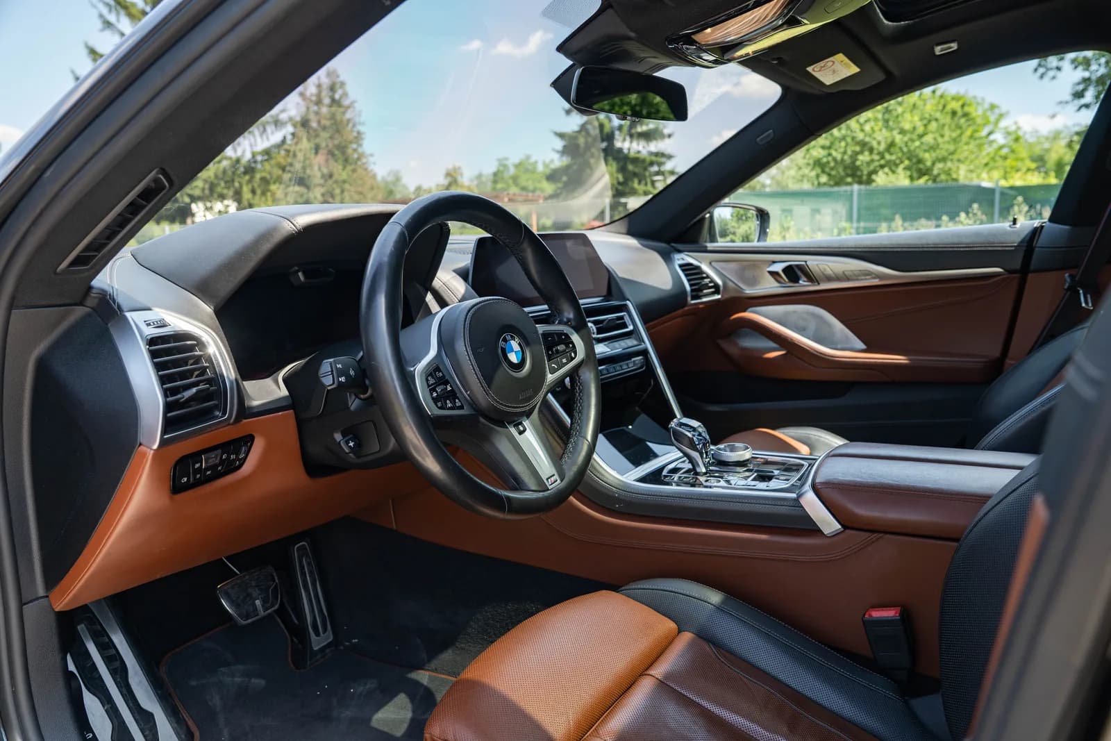BMW Seria 8 zdjęcie 14