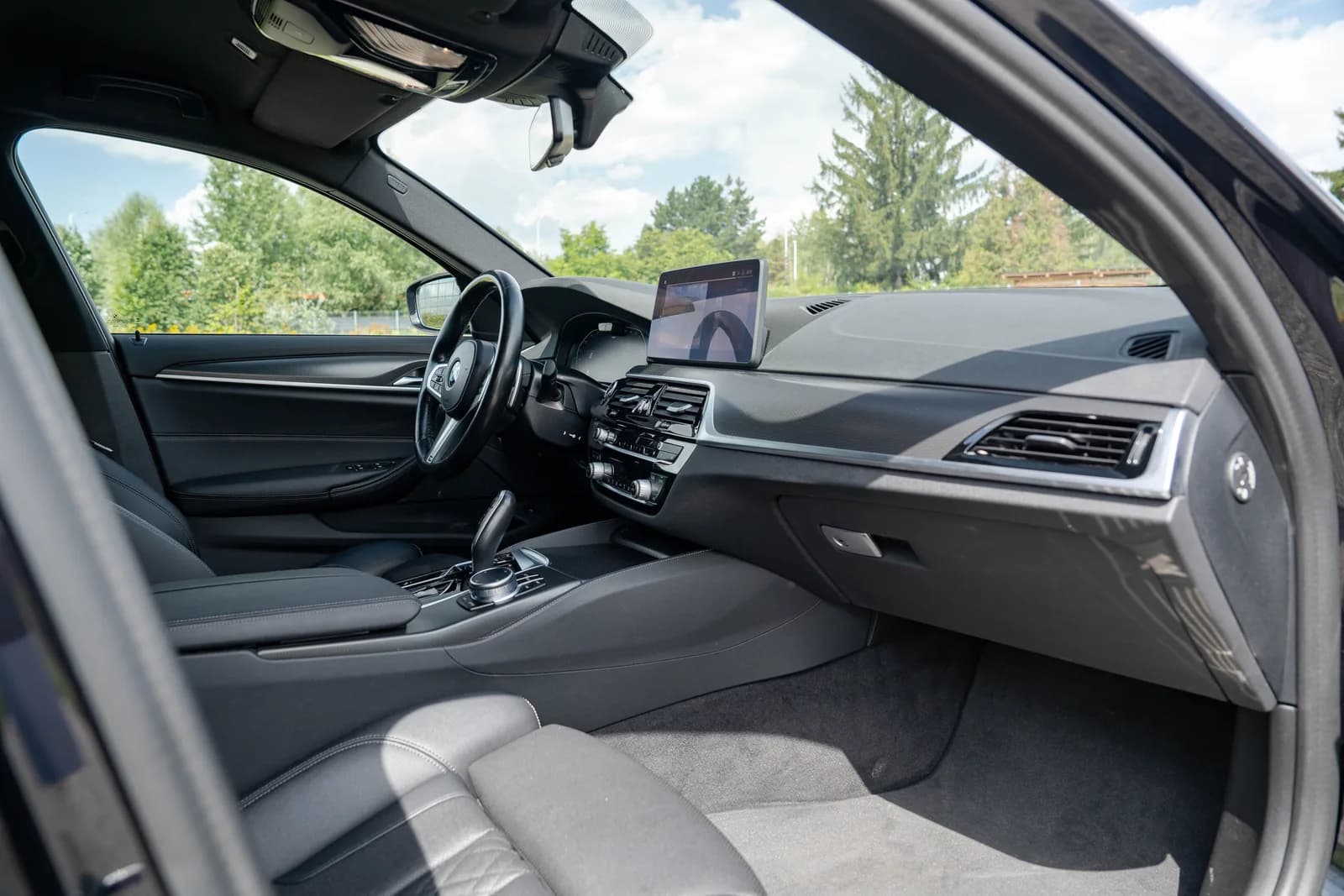 BMW Seria 5 zdjęcie 22