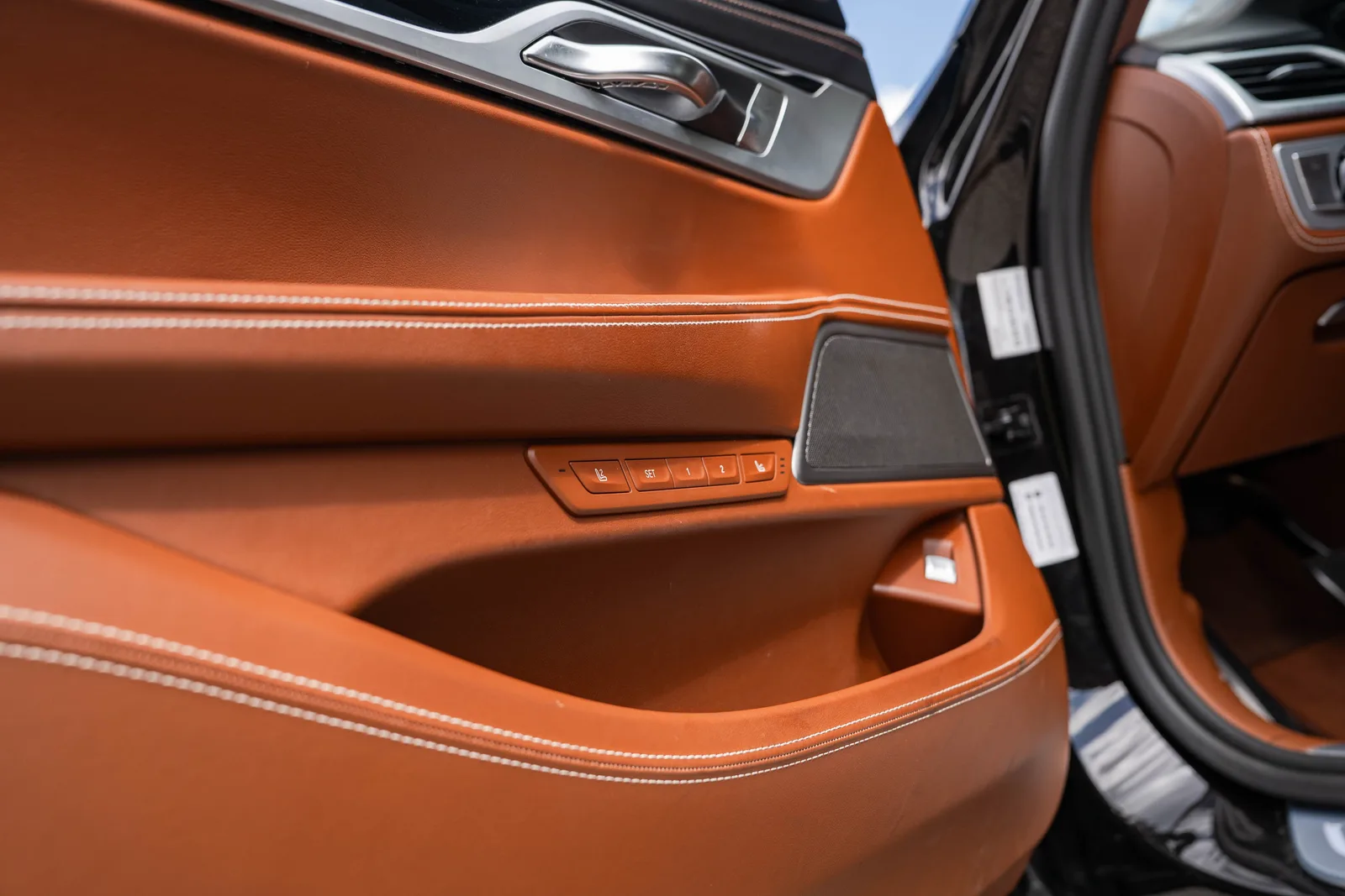 BMW Seria 7 zdjęcie 36